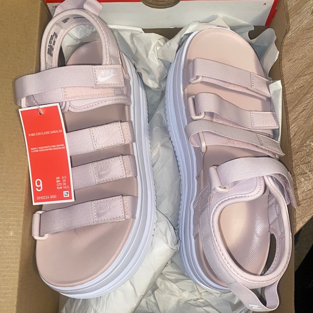 Nike Icon Classic Sandals